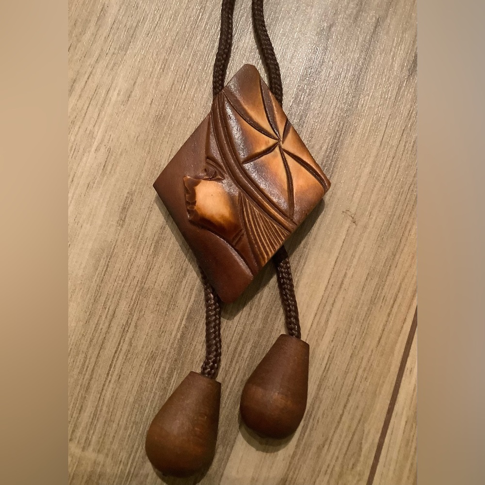 Hand carved wood bolo bohemian folk hippie necklace
